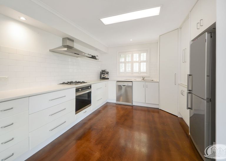 30 Kerrs Road, Portland