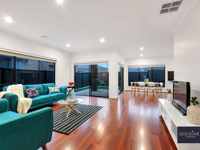 32 Peninsula Crescent, Craigieburn