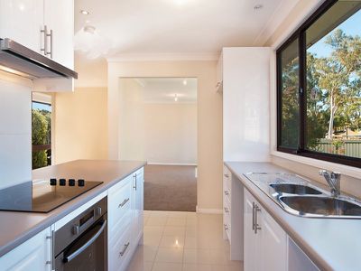 9 Crawford Road, Cooranbong
