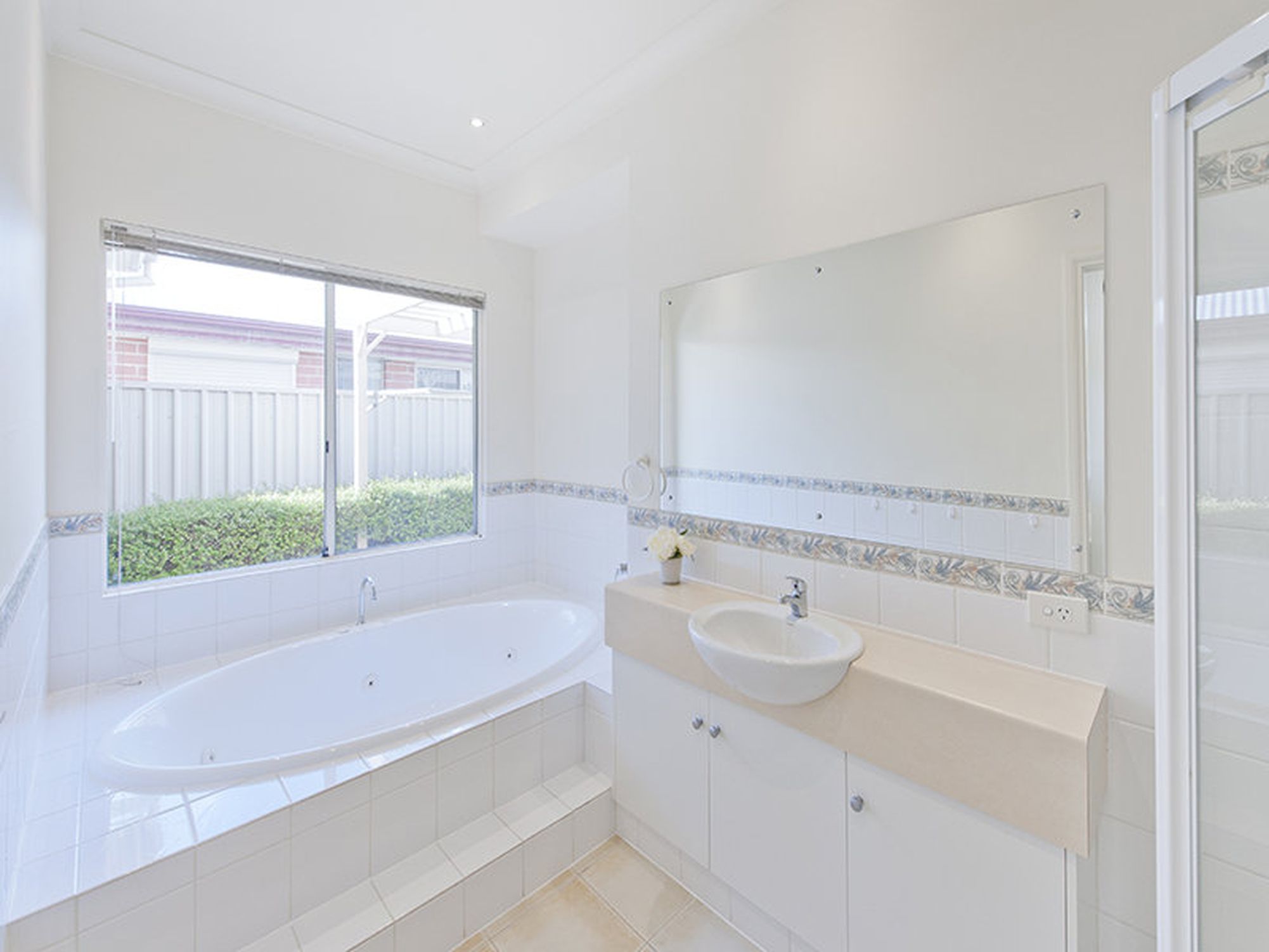 12 Northgate Parade, Northgate