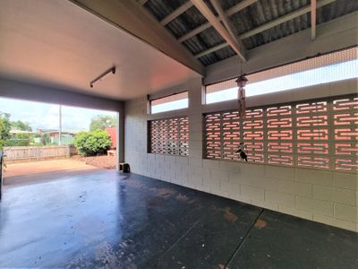 11 Alma Street, Atherton