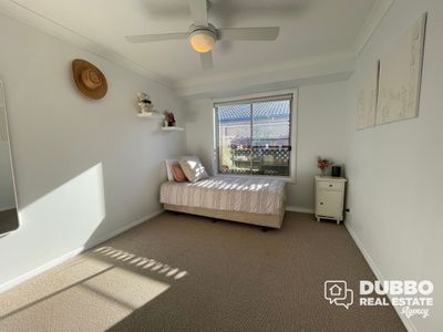 6 Ellenborough Avenue, Dubbo