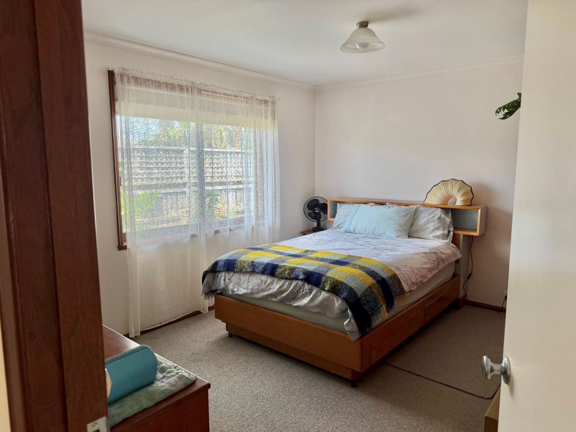 5 / 16 Newport Road, Clayton South