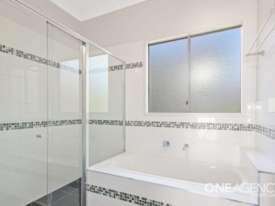 56 The Promenade, Springfield Lakes