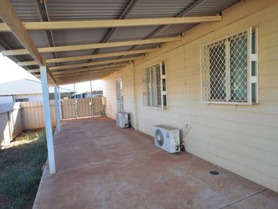 2 / 15 Rutherford Road, South Hedland