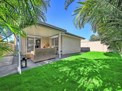 16 Magdalene Street, Wynnum West