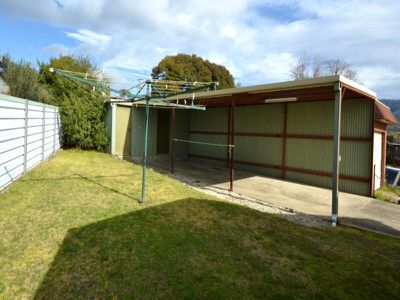 130 Lakeside Avenue, Mount Beauty
