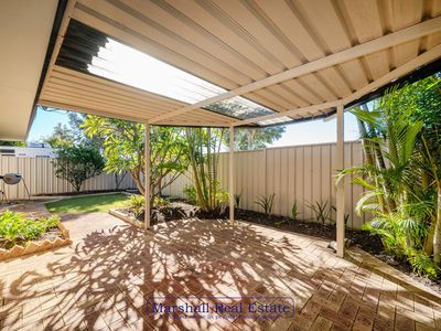 2 Roxburgh Cir, Kinross