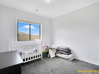 6 Cobham Rise, Maddingley