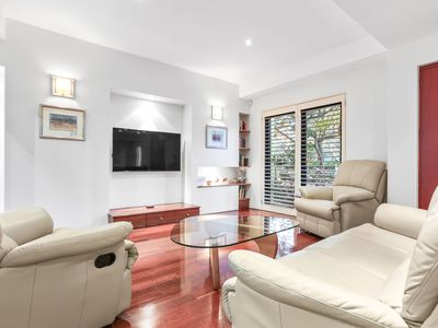 36 Mere View Way, Subiaco