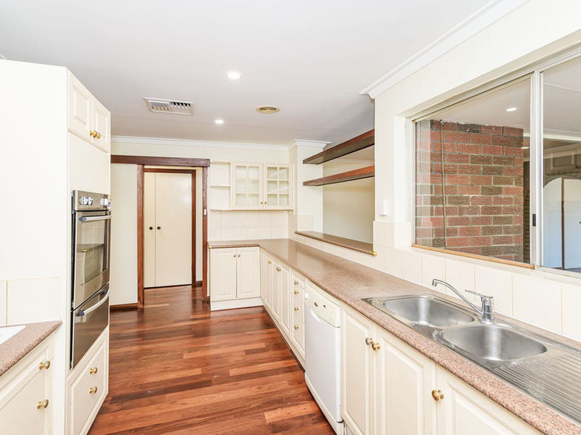 36 Farmfield Way, Morley