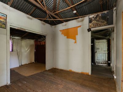 281 Creek Street, Berserker