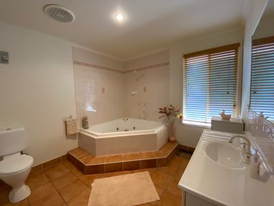 6 Nissen Court, Urraween