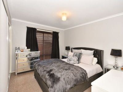 1 / 28 Collins Street, Kangaroo Flat