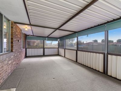 30 Glencairn Way, Parkwood