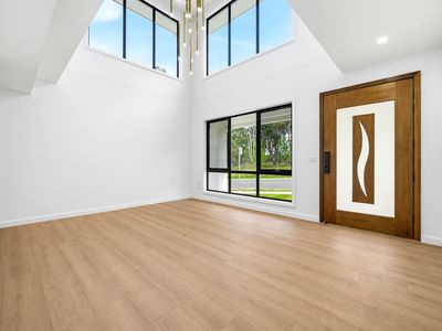 354 Commercial Road, Vineyard