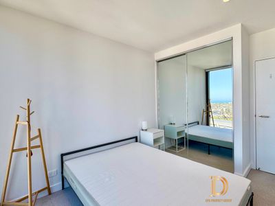 2406 / 628 Flinders Street, Docklands