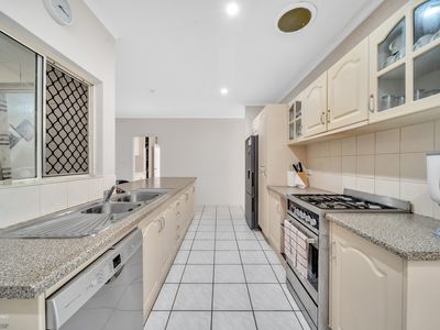 25 Rennel Close, Mount Sheridan