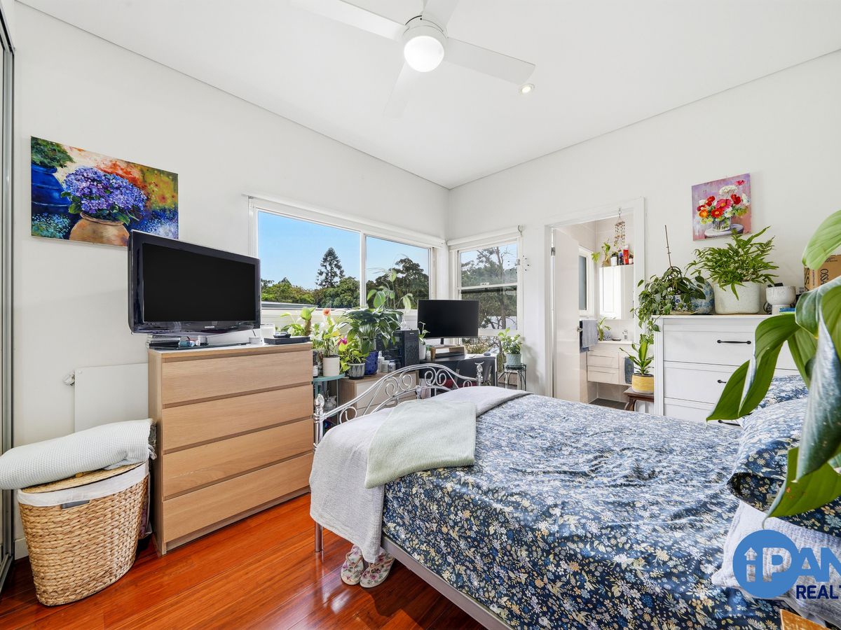 2 / 58 Higginbotham Road, Gladesville