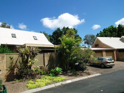 5 Carramar Drive, Tweed Heads West
