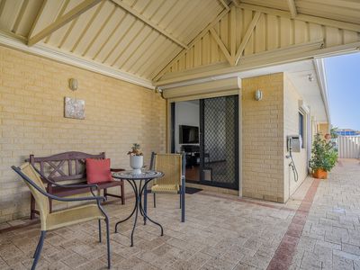 19 Estcourt Road, Redcliffe