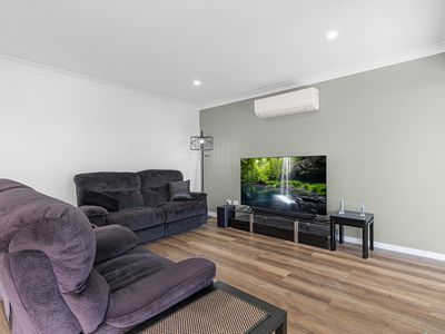 2 / 221a Maitland Street, Kurri Kurri