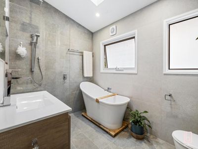 47 Albatross Road, Berkeley Vale