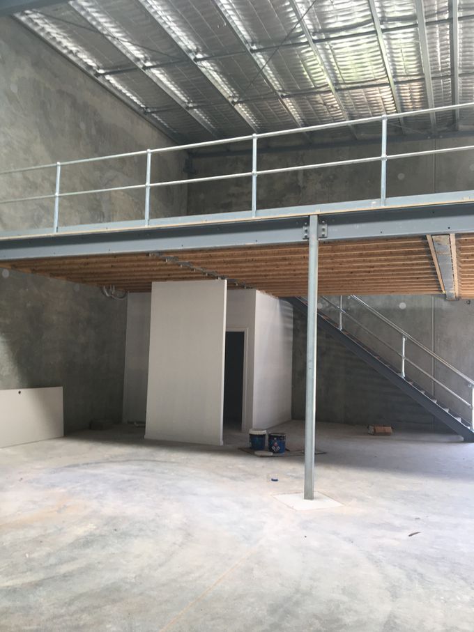 4 / 9 Lenco Crescent, Landsborough