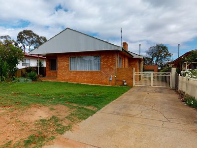 23 Caroline Street, Dubbo