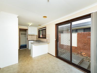 2 / 55 Cooma Street, Queanbeyan