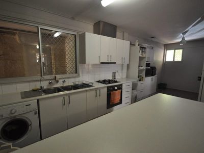 10 Gregory Avenue, Newman