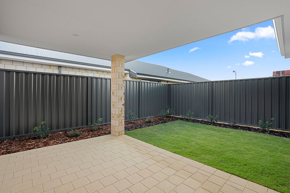 4 Lustre Rd, Baldivis