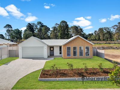 124 Jackson Crescent, Gleneagle