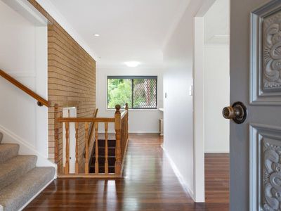 4 Halcyon Court, Rochedale South