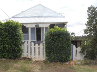 16 DeLacy Street, North Ipswich