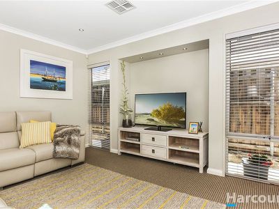 2 Sunny Close, Yanchep