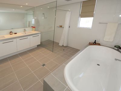 1105 / 30 The Circus, Burswood
