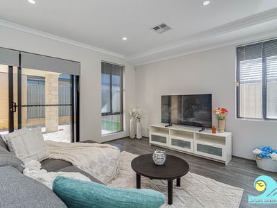 144 Myrlea Trail, Alkimos