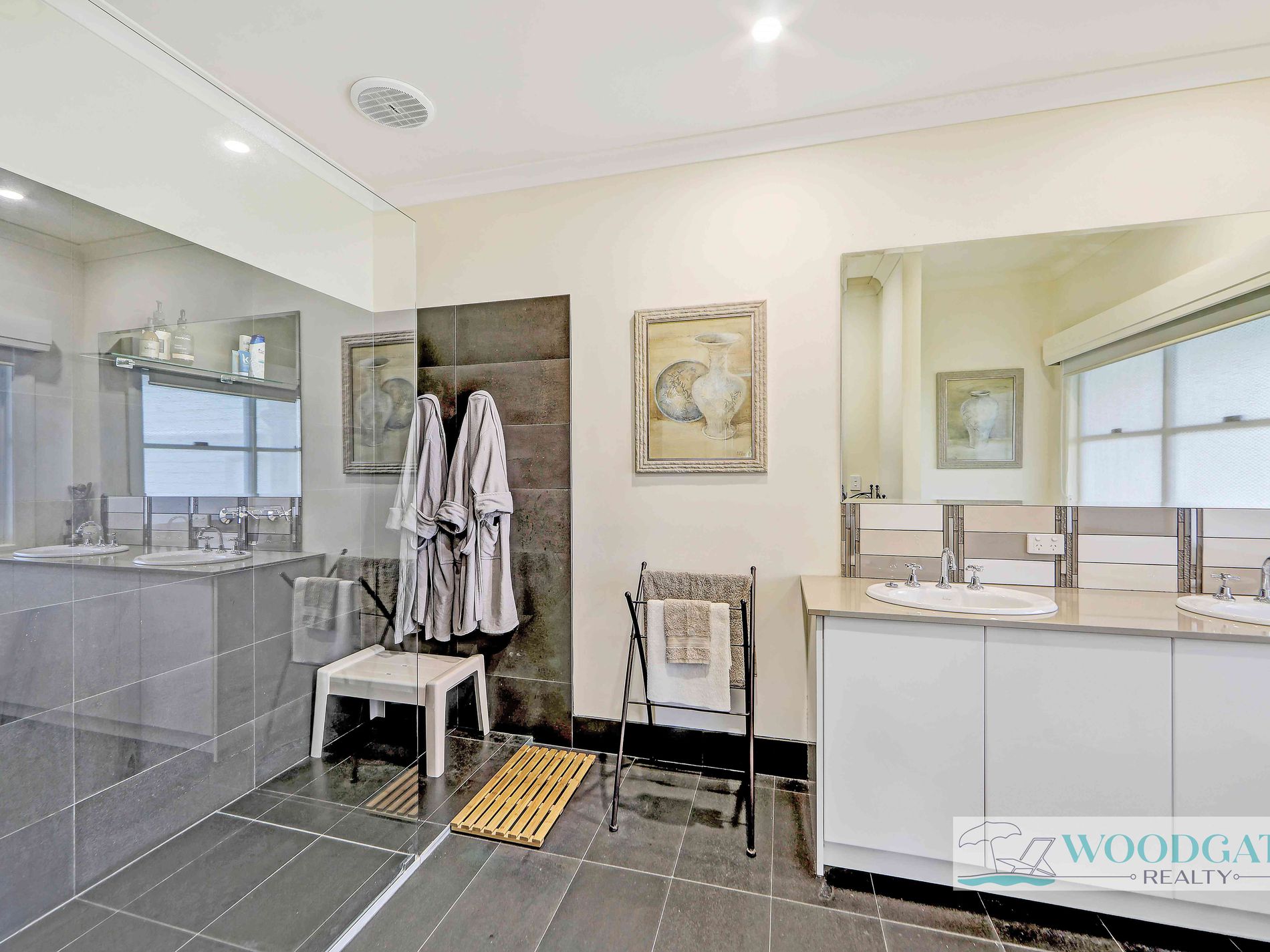 8 WALLUM STREET, Woodgate