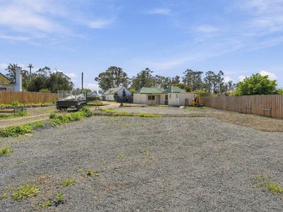 15 Meander Valley Road, Carrick