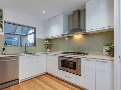 40 Seaside Avenue, Yanchep