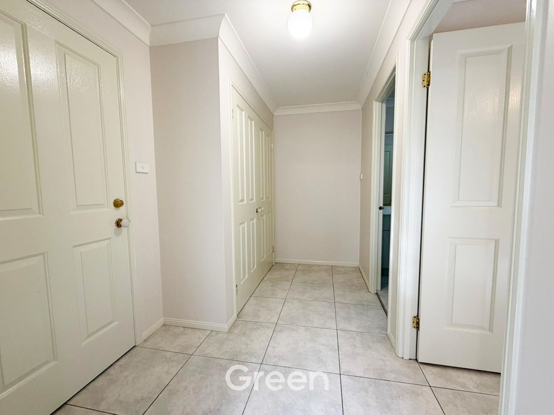 15B Hunts Avenue, Eastwood
