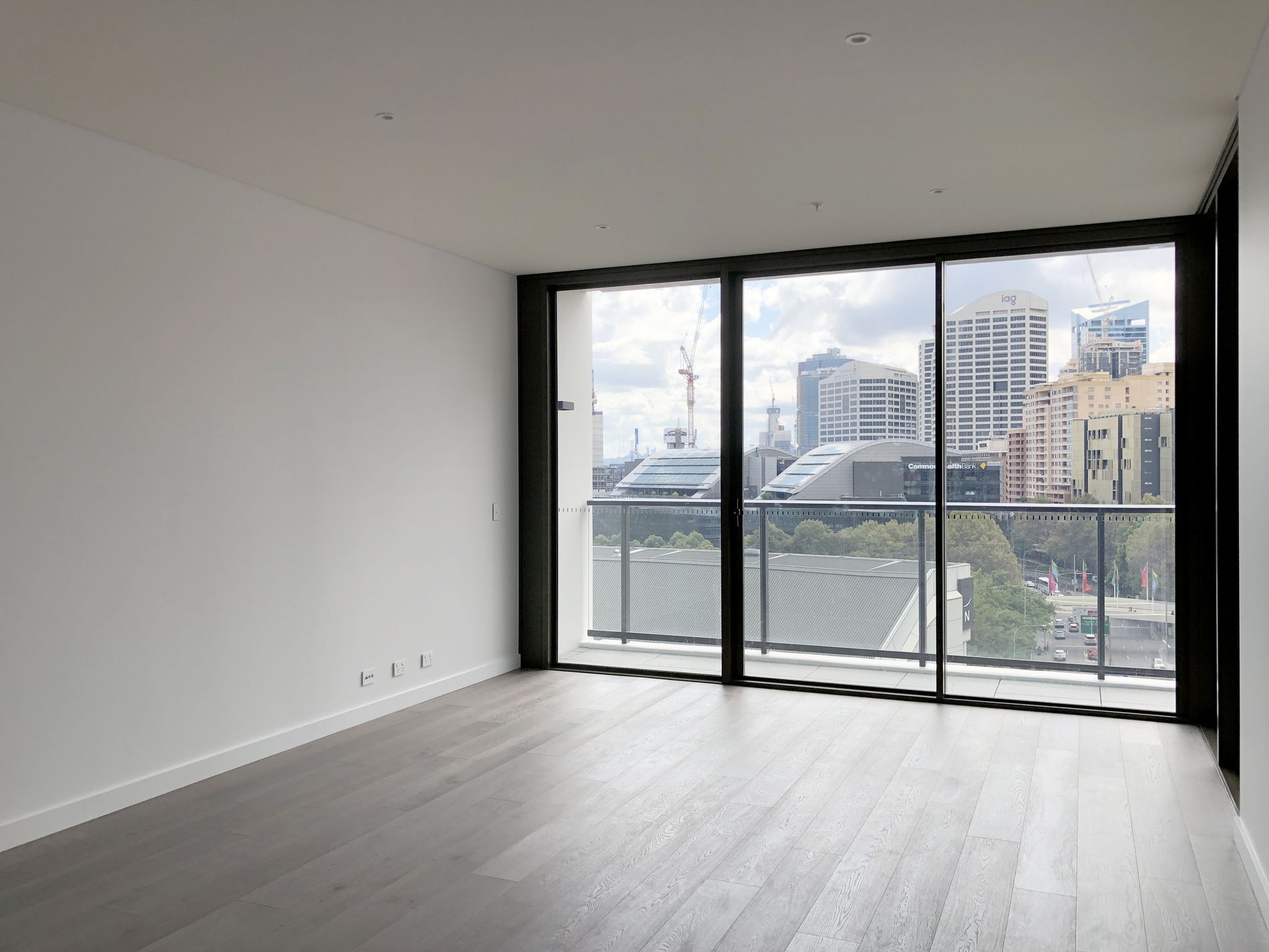 1007 / 81 Harbour Street, Haymarket