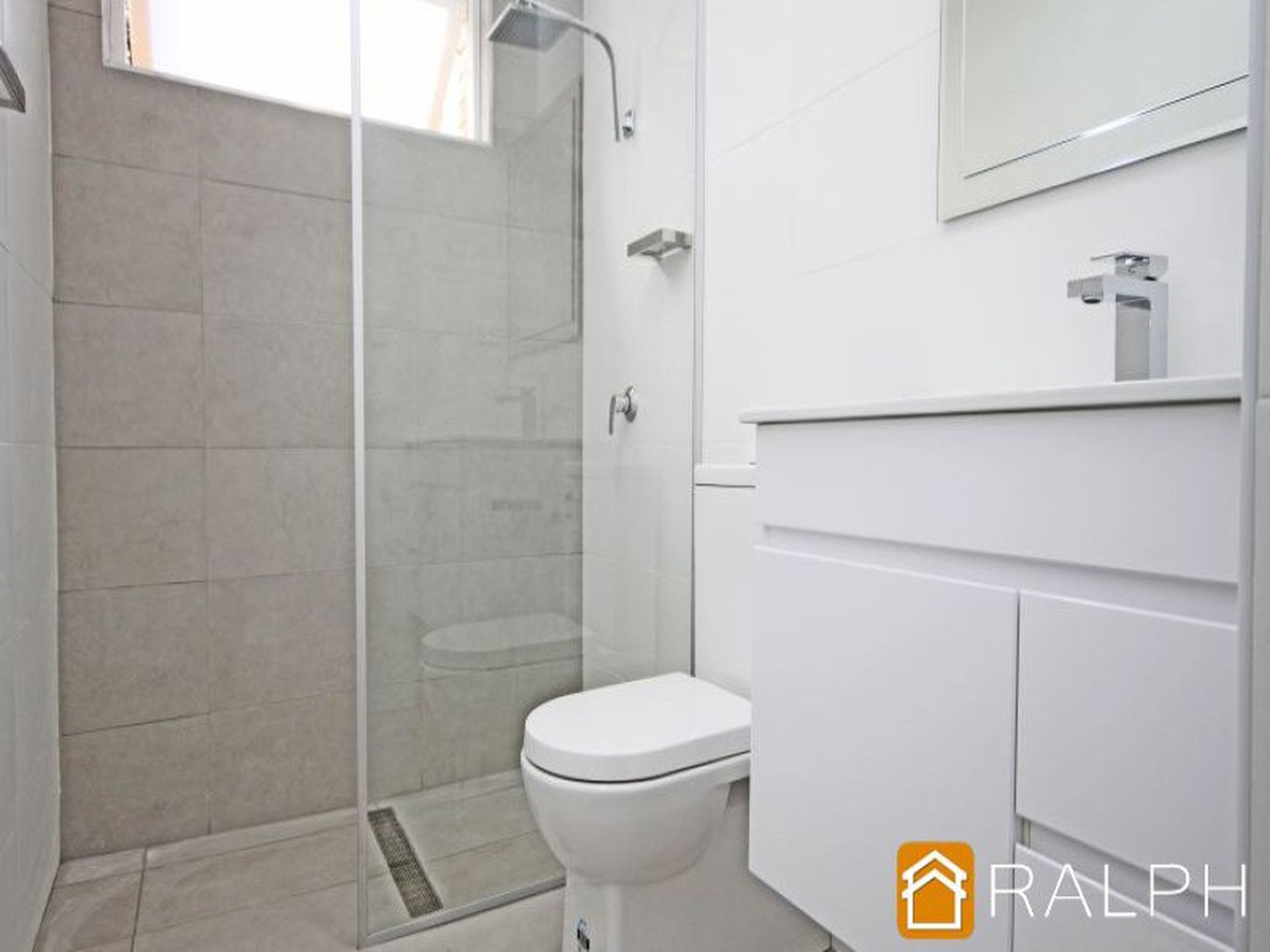 4 / 16 Street Clair Street, Belmore