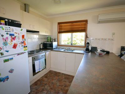 6 Myrtle Street, Tawonga South