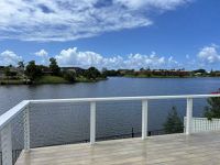 39 Southlake Drive, Varsity Lakes