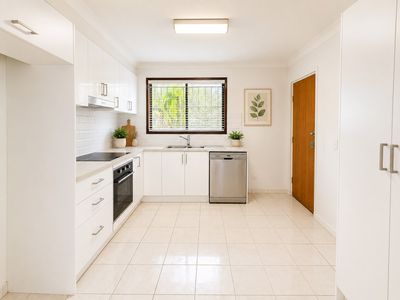 3 / 22 Markwell Avenue, Surfers Paradise