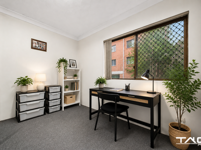 2 / 29 Park Avenue, Westmead
