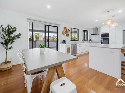 5 Surfriders Promenade, Forster