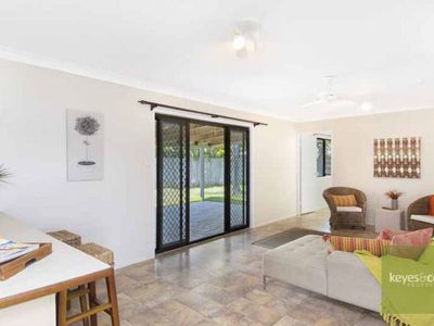 6 Eileen Court, Kelso